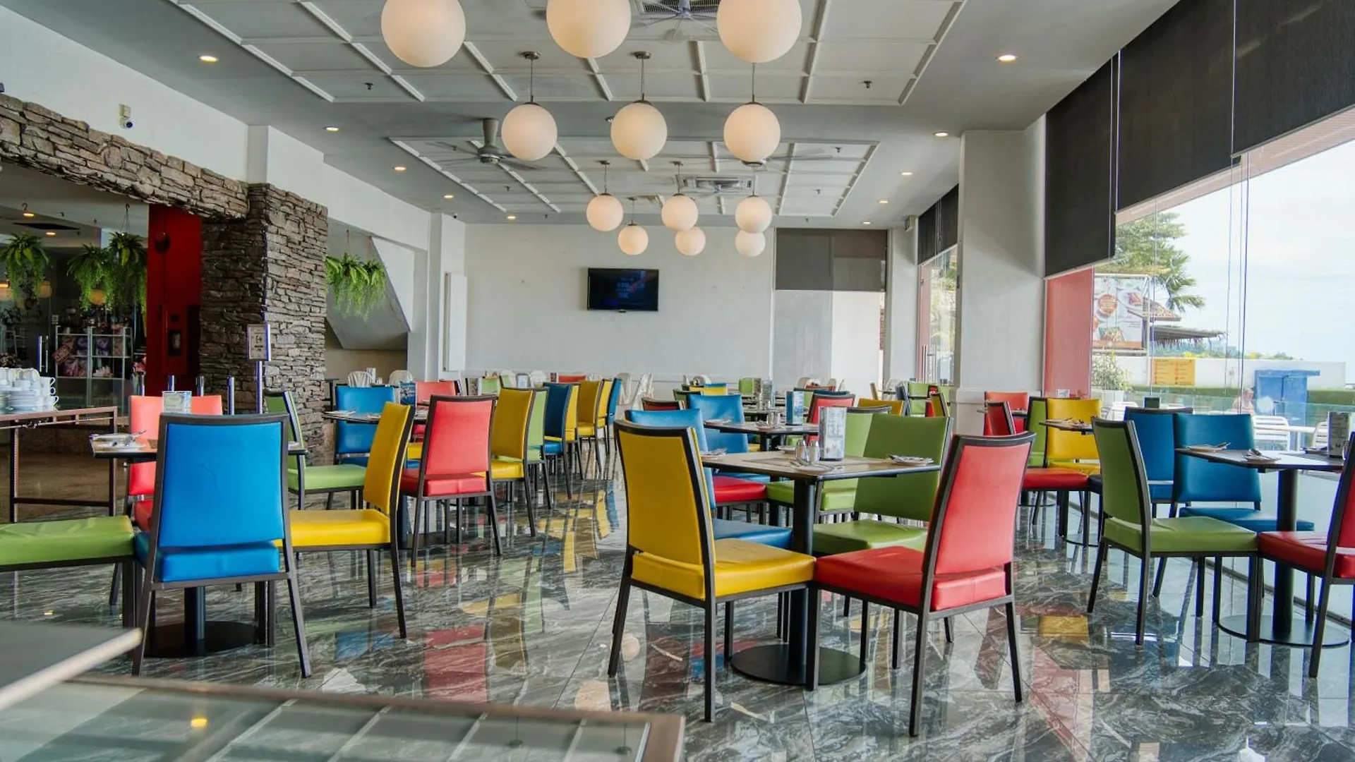 Hotel Sentral Seaview @ ​Beachfront Tanjung Bungah  3*, Tanjung Bungah (Penang)