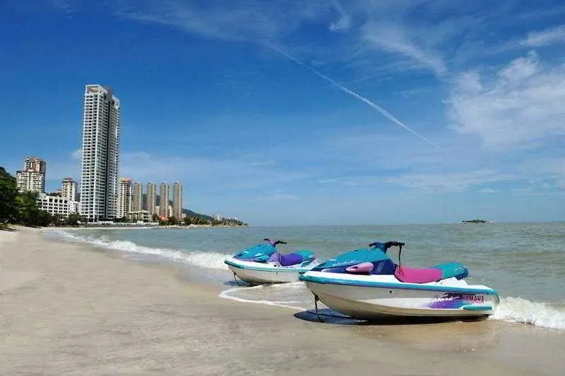 Hotel Sentral Seaview @ ​Beachfront Tanjung Bungah