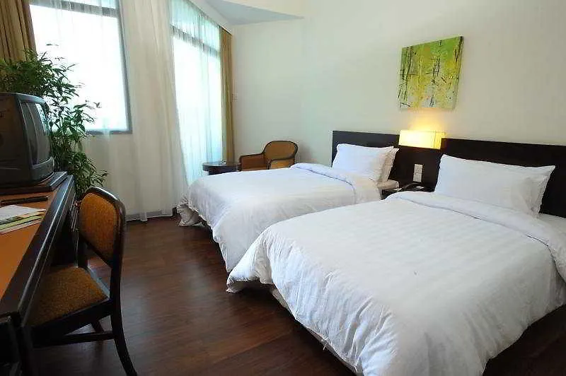 ***  Hotel Sentral Seaview @ ​Beachfront Tanjung Bungah  Malaysia