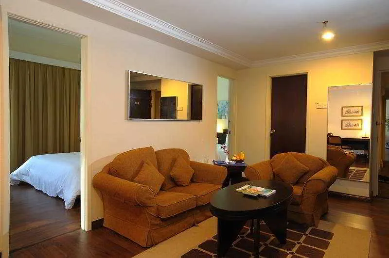 Hotel Sentral Seaview @ ​Beachfront Tanjung Bungah