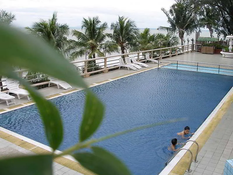 Hotel Sentral Seaview @ ​Beachfront Tanjung Bungah  3*, Tanjung Bungah (Penang)