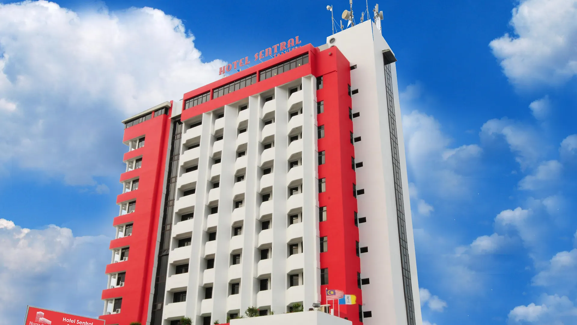 Hotel Sentral Seaview @ ​Beachfront Tanjung Bungah