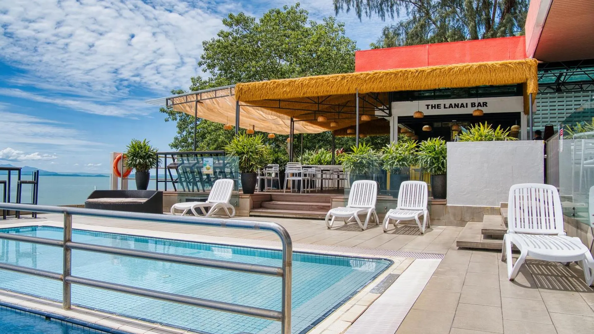 Hotel Sentral Seaview @ ​Beachfront Tanjung Bungah   Tanjung Bungah (Penang)